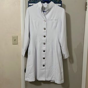 Clinique BA lab coat size 4 petite
